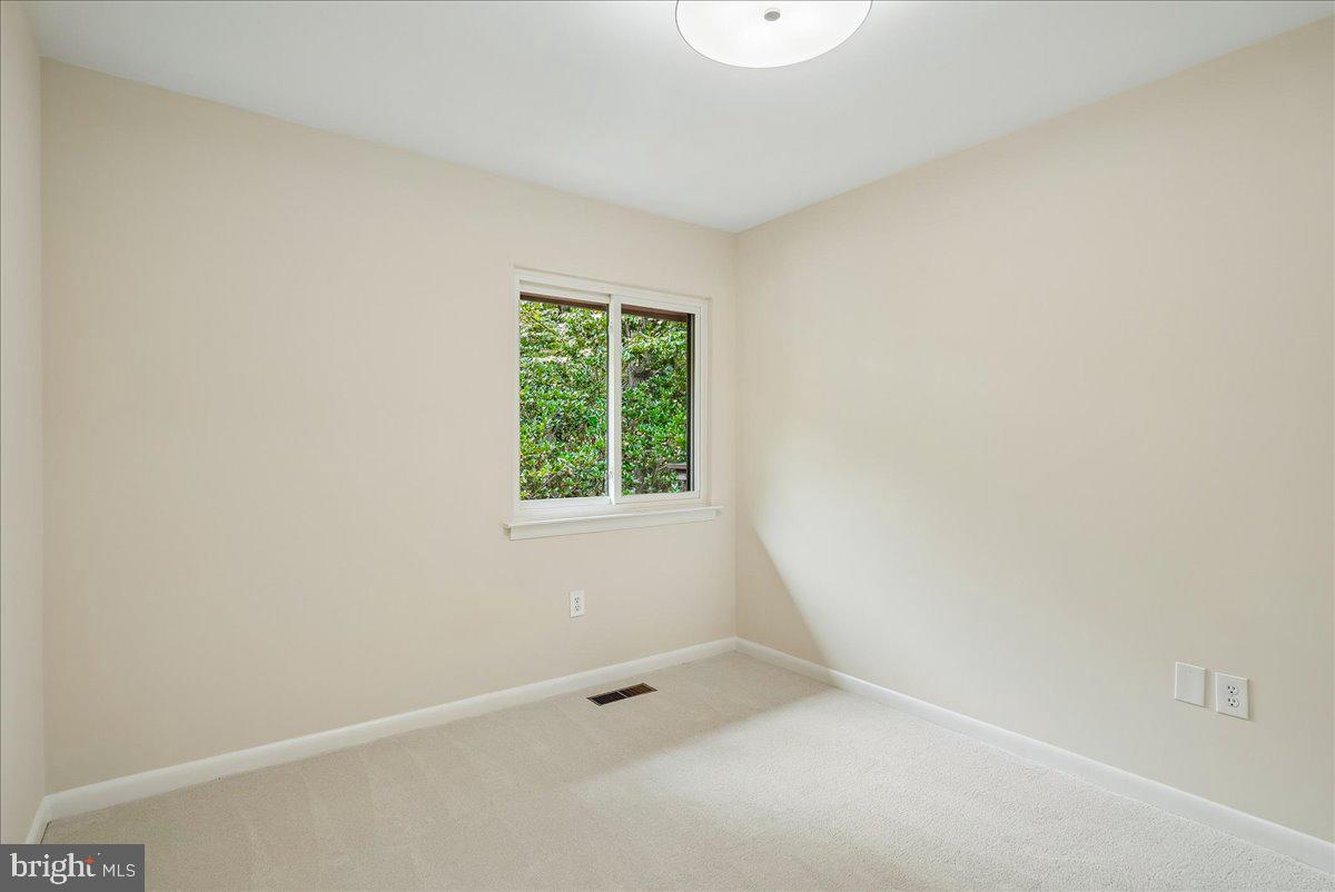 1931 Winterport Cluster Reston, VA 20191 - Photo 27 of 75 Gallery Image 27
