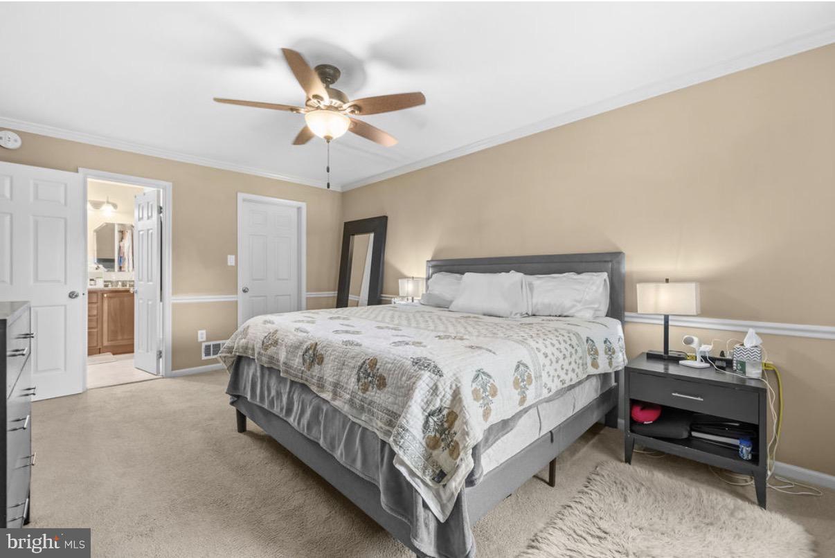 8853 Applecross Lane Springfield, VA 22153 - Photo 19 of 37