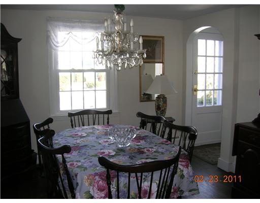 26 Colonial Road Bristol, RI 02809 - Photo 3 of 8 Dining Room.