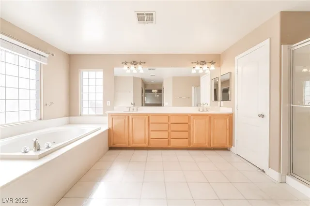 $2,950 | 11244 Fort Reading Street, Las Vegas, NV 89179