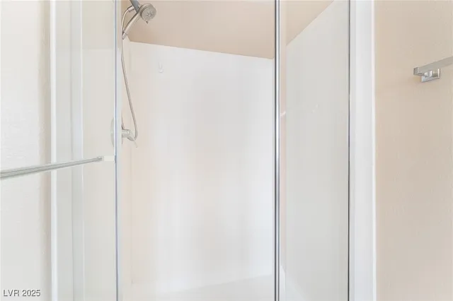 $2,950 | 11244 Fort Reading Street, Las Vegas, NV 89179