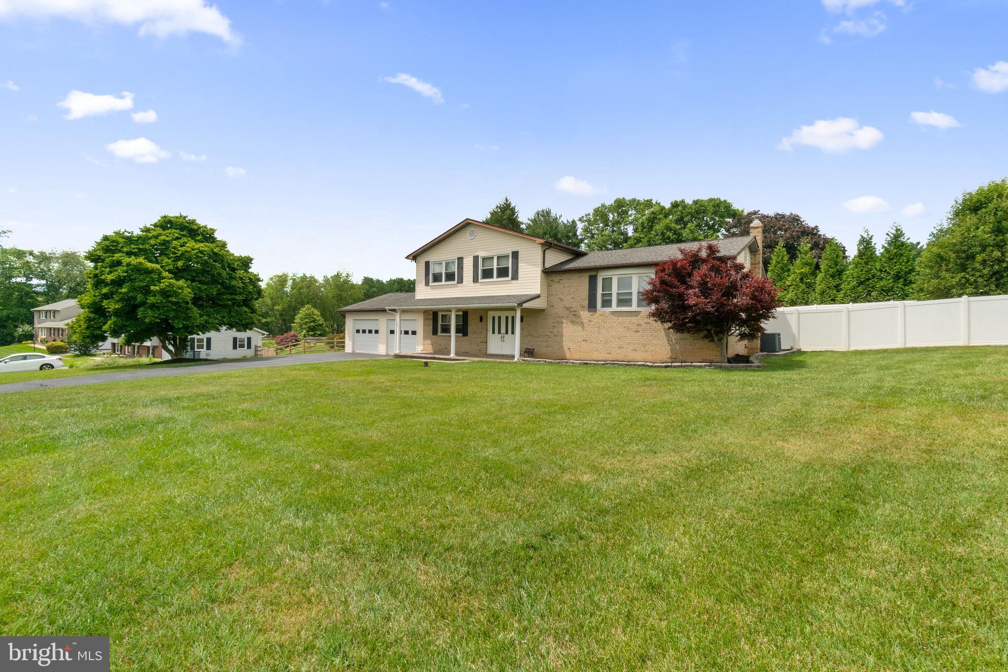 Welcome to 2504 Tally Ho Dr