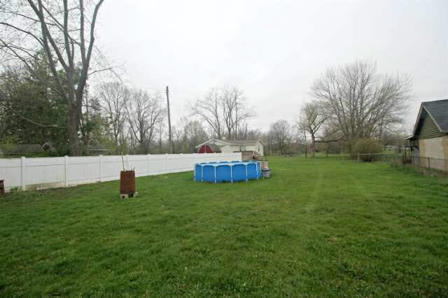 501 Deland Road Flushing, MI 48433 - Photo 12 of 16 21138981-11.JPG