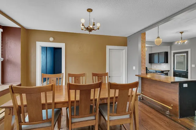 $229,900 | 117 Main Street North, New London, MN 56273