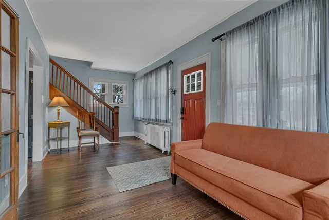 $229,900 | 117 Main Street North, New London, MN 56273