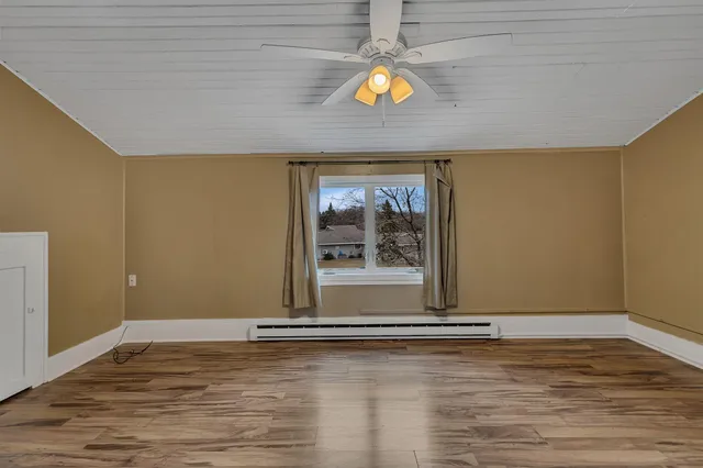 $229,900 | 117 Main Street North, New London, MN 56273