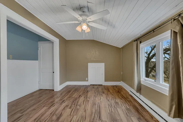 $229,900 | 117 Main Street North, New London, MN 56273