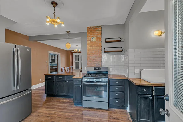 $229,900 | 117 Main Street North, New London, MN 56273