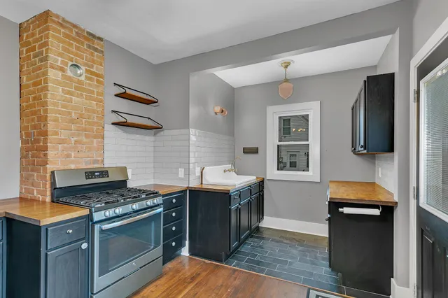 $229,900 | 117 Main Street North, New London, MN 56273