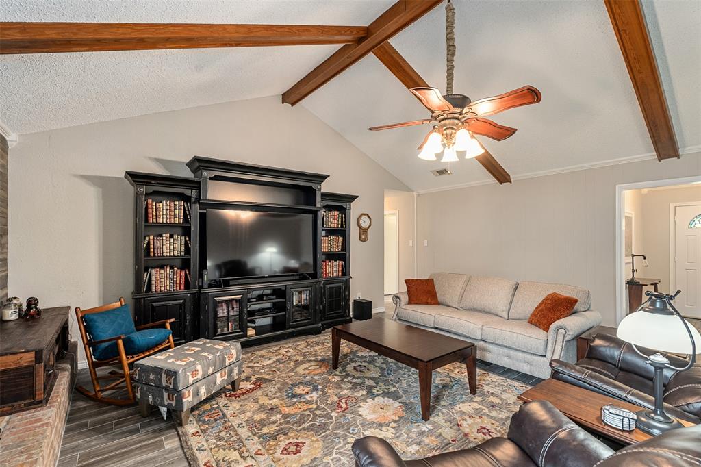 1102 Mill Run Road Athens, TX 75751 - Photo 6 of 35 a living room with furniture and a flat screen tv