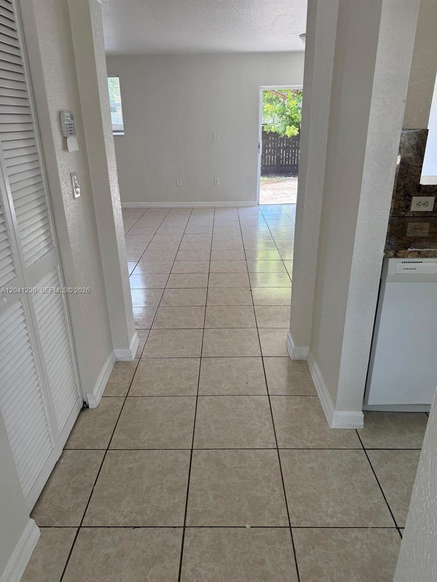 13567 Southwest 264th Terrace Homestead, FL 33032 - Photo 3 of 18