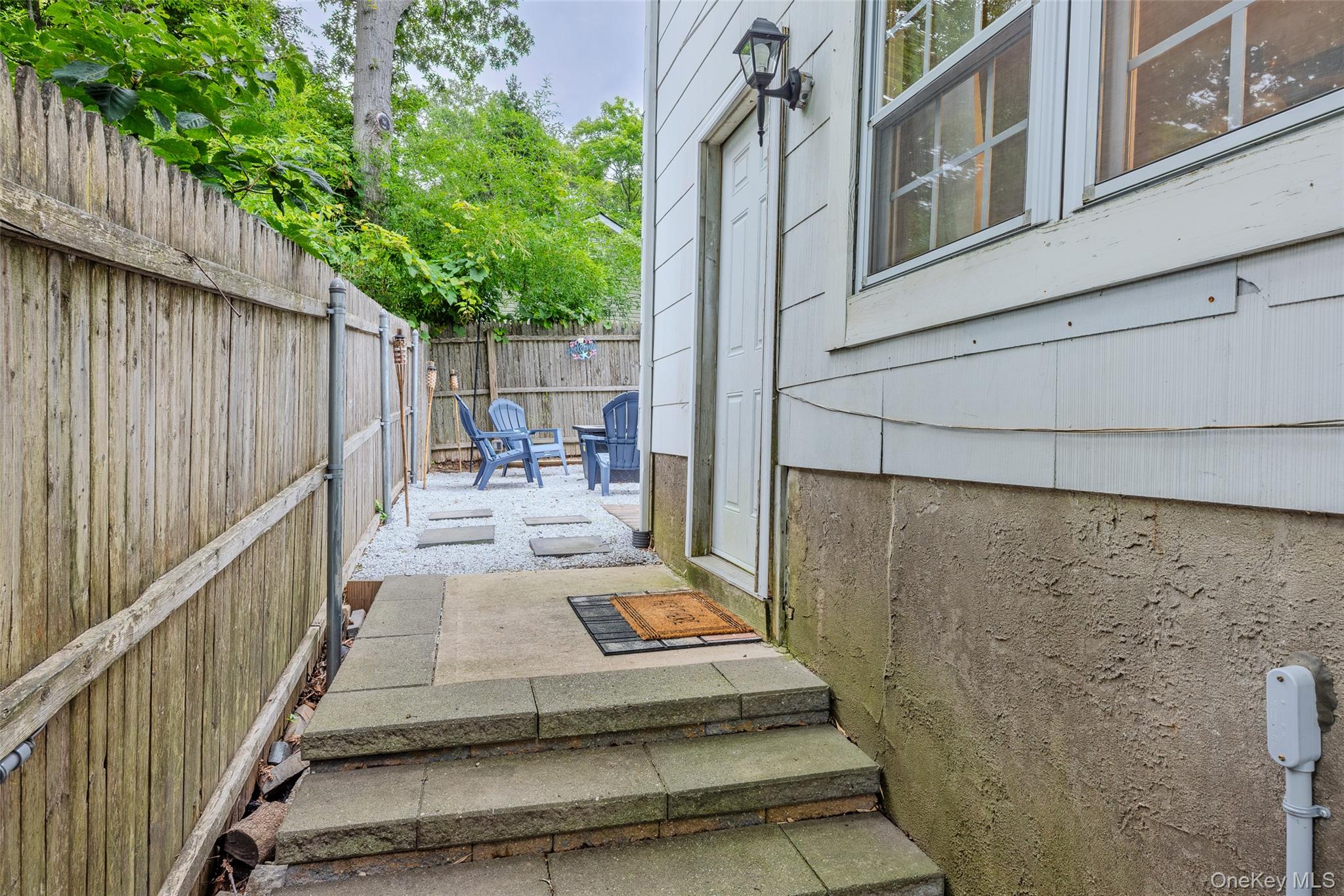 33 Manhasset Road Sound Beach, NY 11789 - Photo 28 of 40 Gallery Image 28