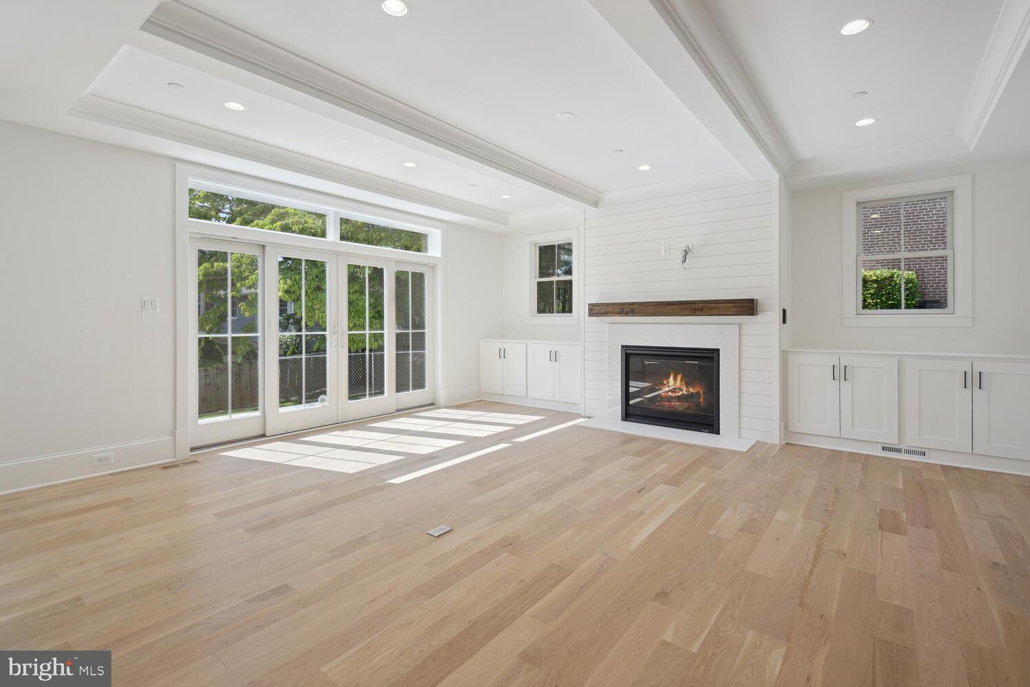 8600 Pelham Road Bethesda, MD 20817 - Photo 7 of 26 Family Room