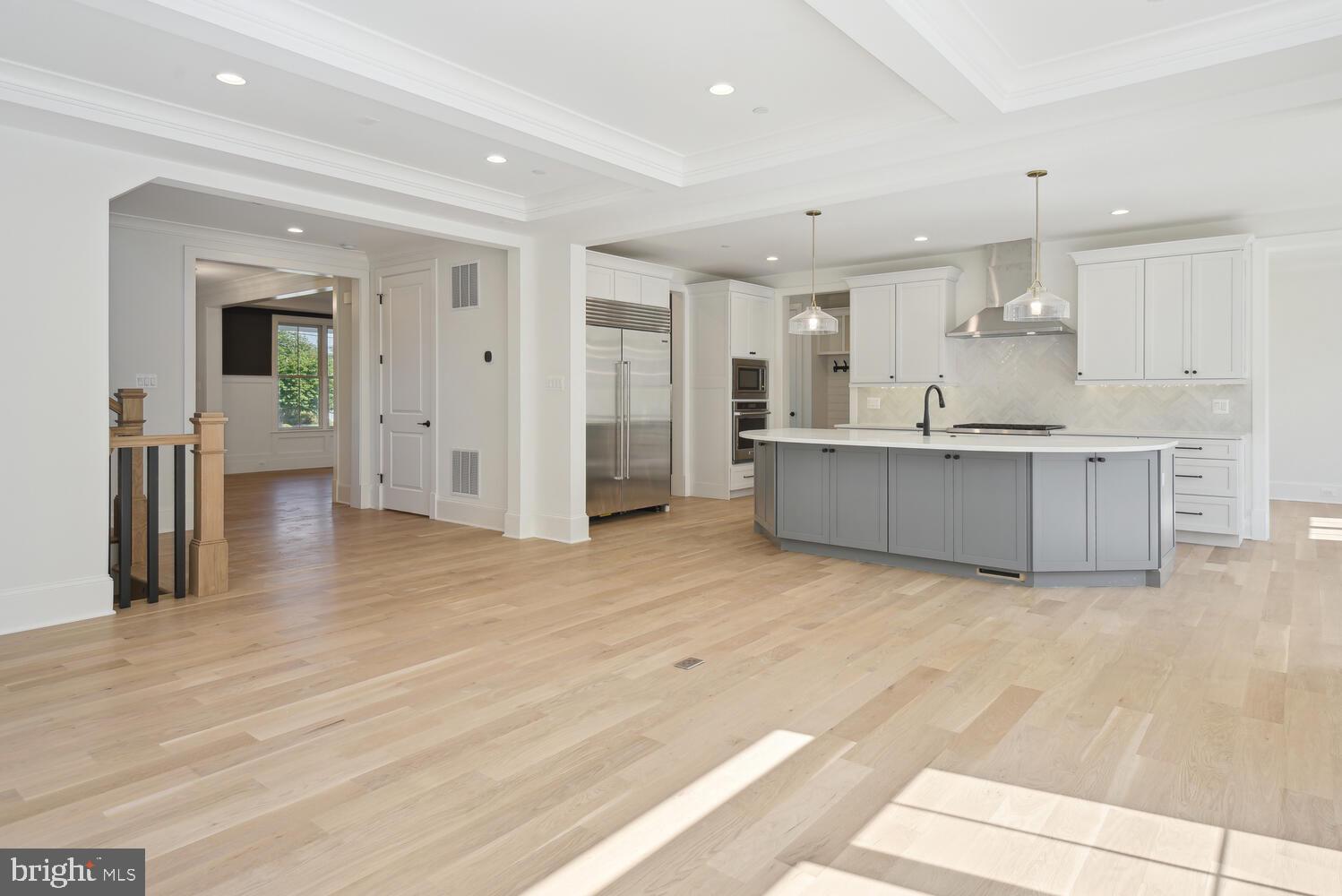 8600 Pelham Road Bethesda, MD 20817 - Photo 10 of 26 Family Room