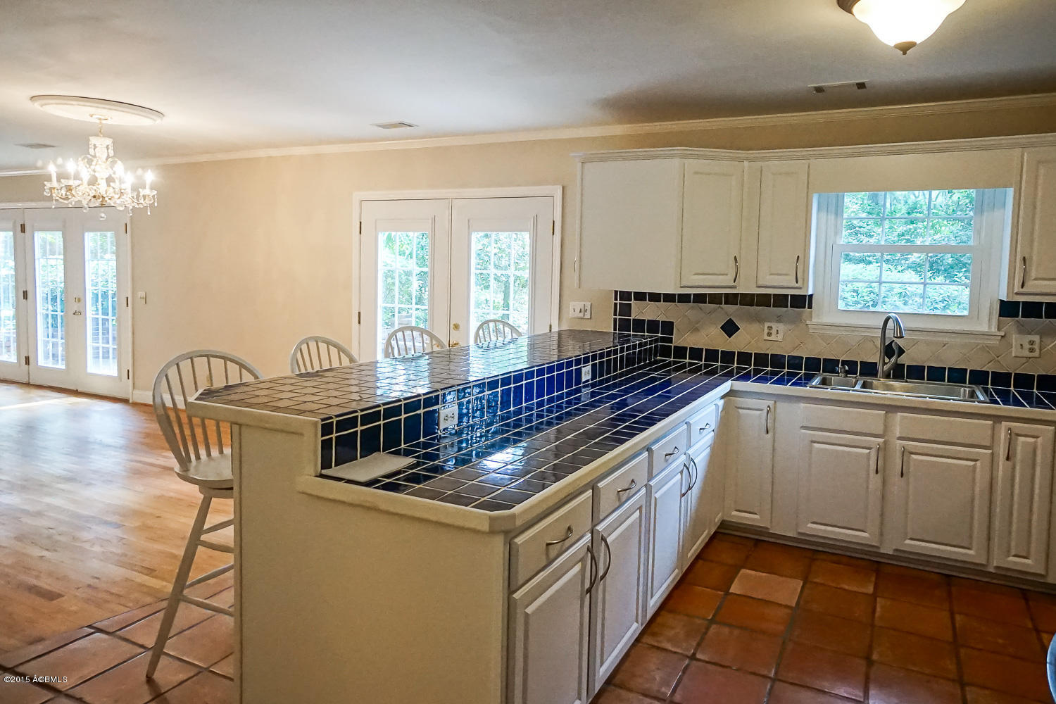 124 North Hermitage Road Beaufort, SC 29902 - Photo 7 of 33 Updated Cabinets and Tile Counters