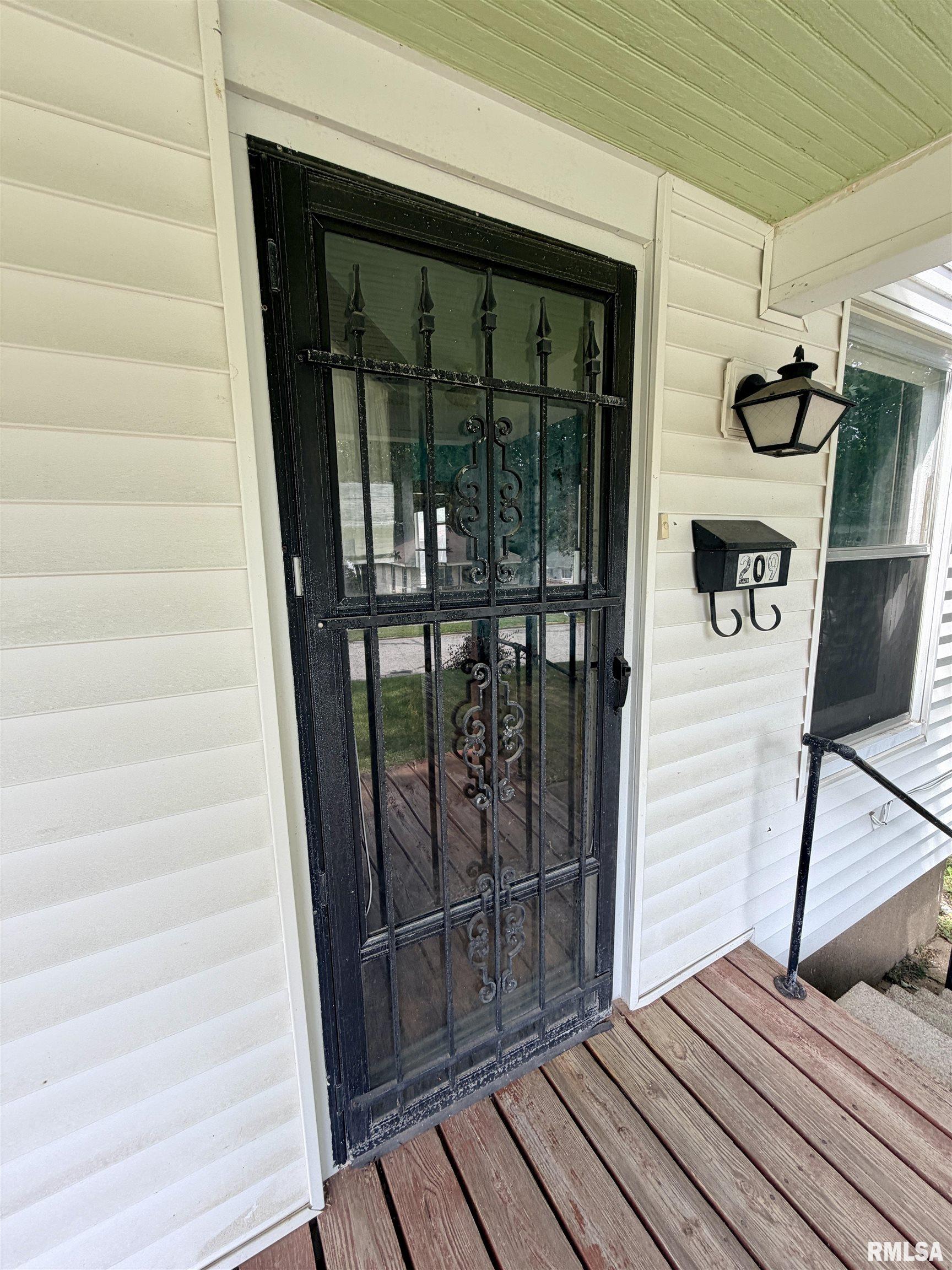209 Douglas Street Anna, IL 62906 - Photo 10 of 34