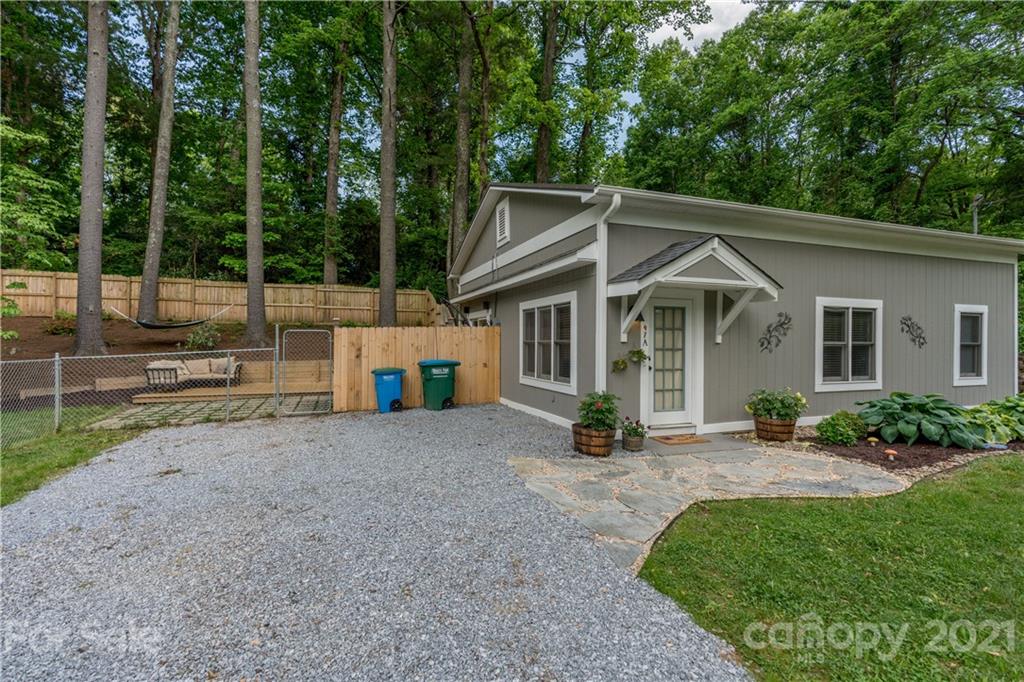 47 Fair Oaks Road, Unit A Arden, NC 28704 - Photo 1 of 23 Gallery Image 1