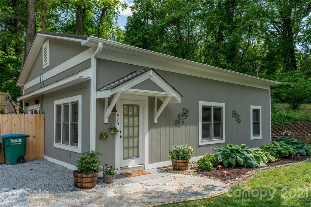 47 Fair Oaks Road, Unit A Arden, NC 28704 - Photo 2 of 23 Gallery Image 2
