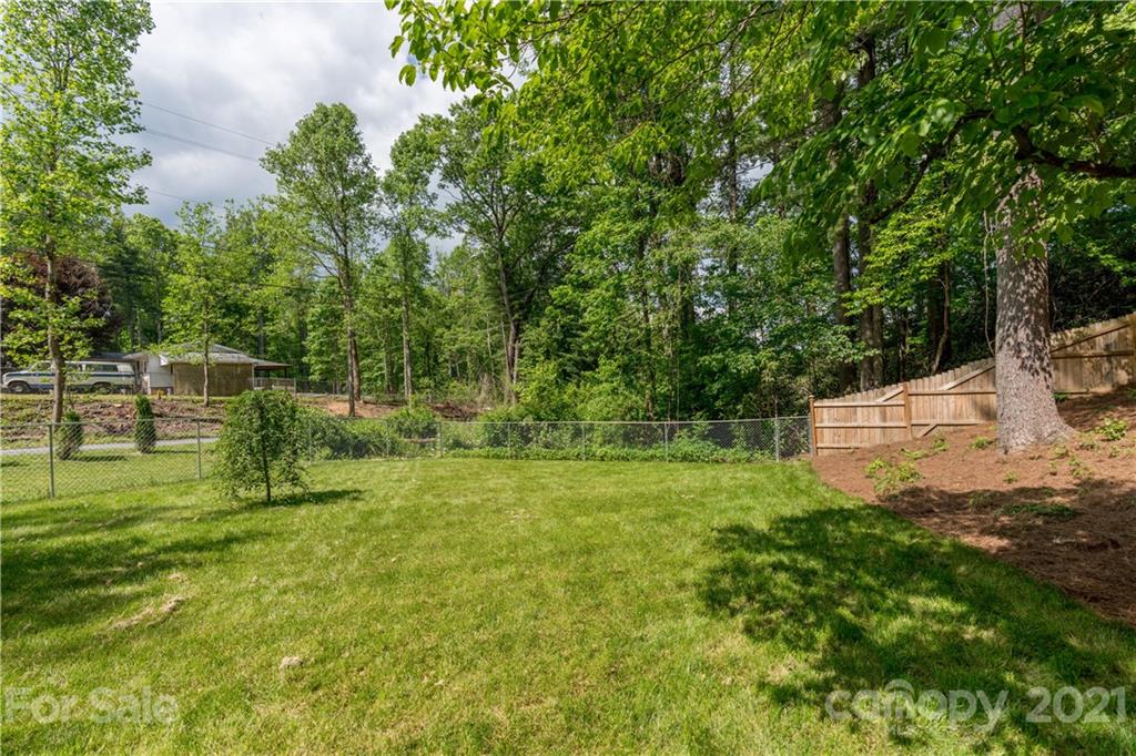 47 Fair Oaks Road, Unit A Arden, NC 28704 - Photo 18 of 23 Gallery Image 18