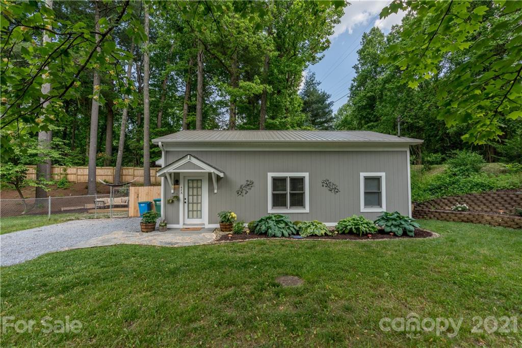 47 Fair Oaks Road, Unit A Arden, NC 28704 - Photo 3 of 23 Gallery Image 3