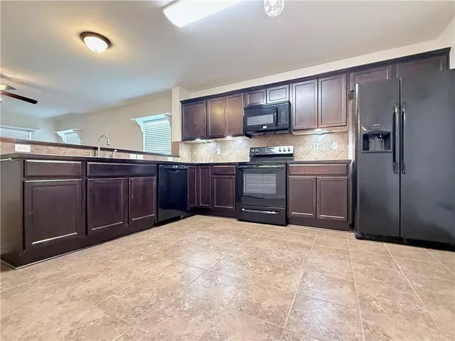 $1,850 | 18049 Bass Lake Trail, Ponchatoula, LA 70454