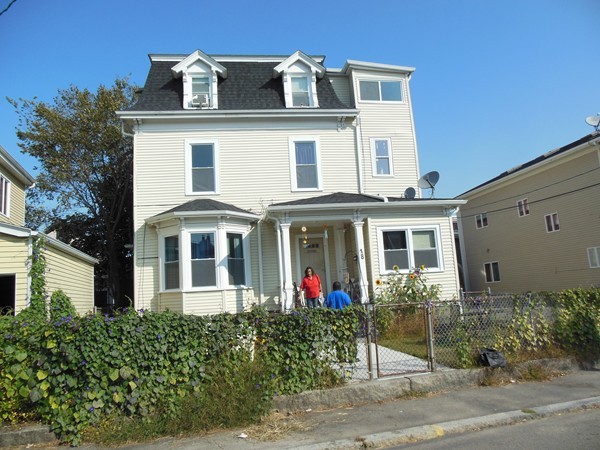 18 Addison Street Gloucester, MA 01930 - Photo 2 of 10 Gallery Image 2