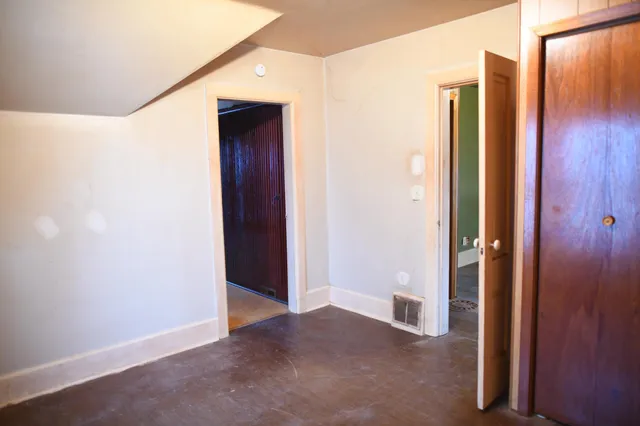 $113,377 | 418 8th Street, Red Wing, MN 55066