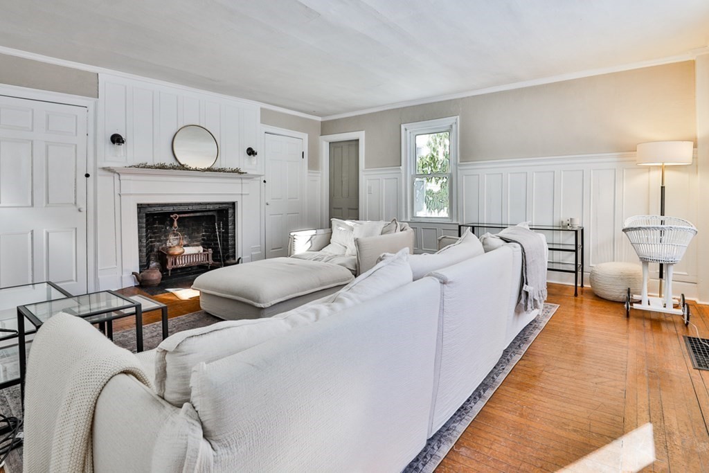 33 Wilder Road Bolton, MA 01740 - Photo 6 of 31