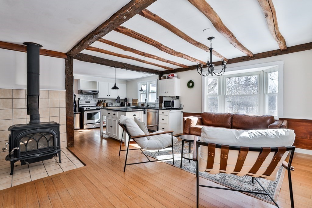 33 Wilder Road Bolton, MA 01740 - Photo 10 of 31