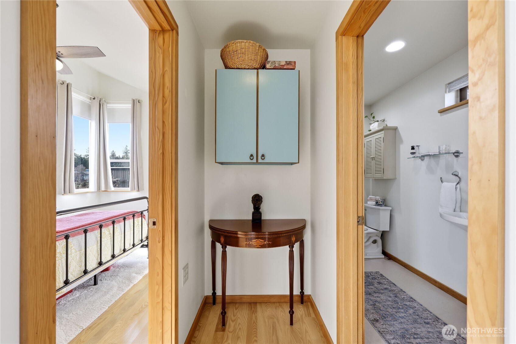 406 Discovery Road Port Townsend, WA 98368 - Photo 22 of 39