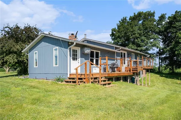 $487,500 | 37156 State Hwy Highway North, Barnard, MO 64423