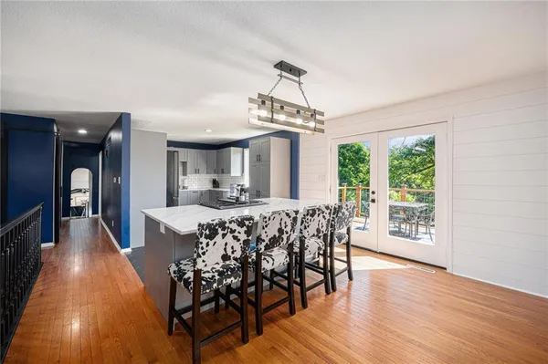 $487,500 | 37156 State Hwy Highway North, Barnard, MO 64423