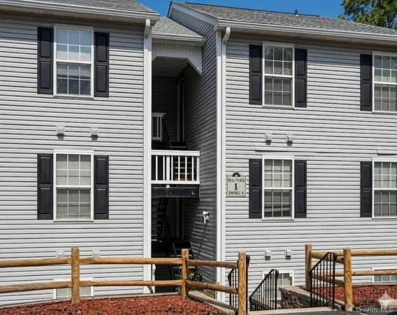 $2,300 | 1 Lexington Hills Road, Unit 7, Harriman, NY 10926