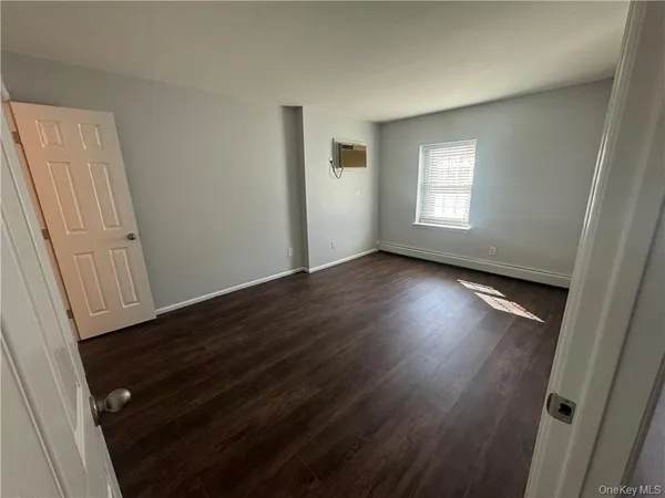 $2,300 | 1 Lexington Hills Road, Unit 7, Harriman, NY 10926