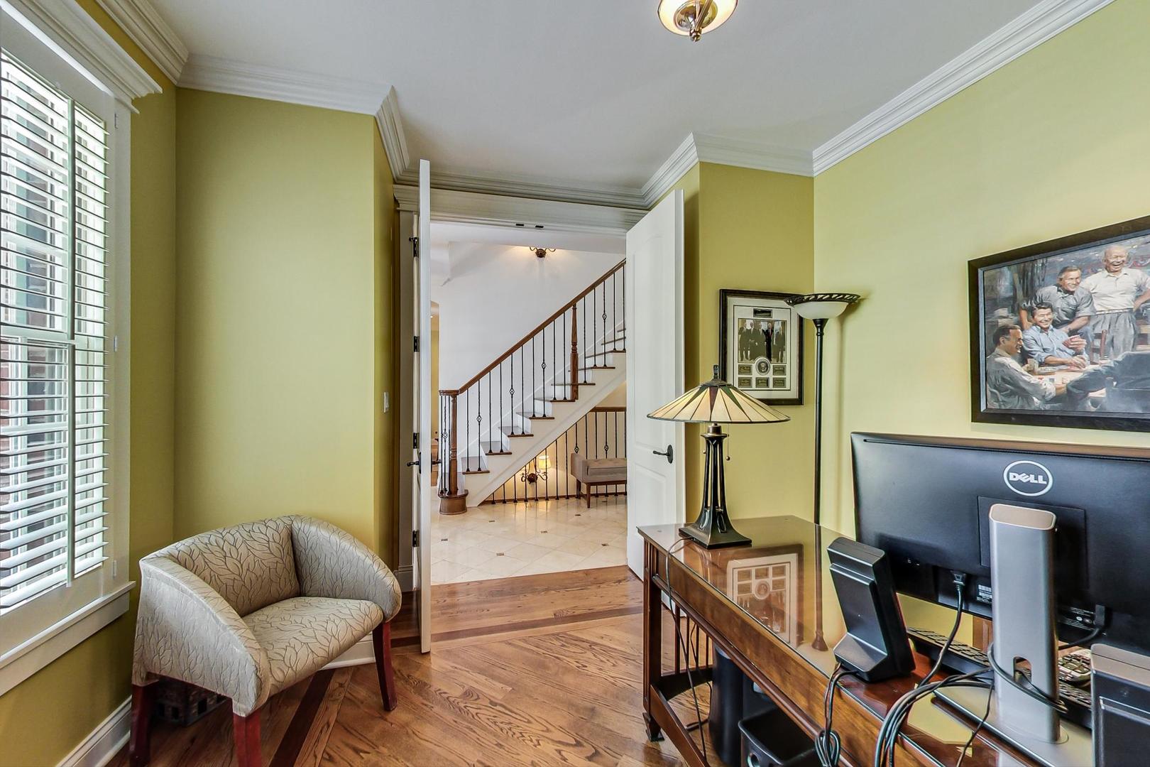 819 Redbud Lane Wilmette, IL 60091 - Photo 24 of 70