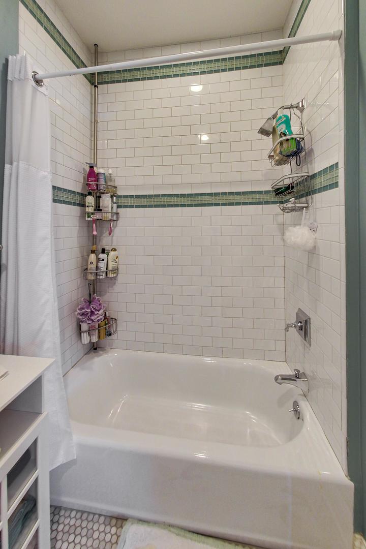 819 Redbud Lane Wilmette, IL 60091 - Photo 47 of 70