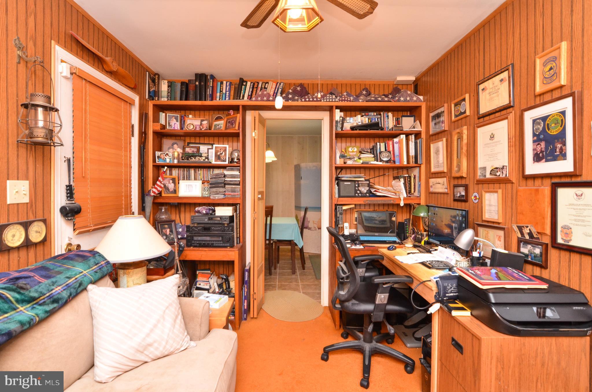 293 Chrystal Road Colonial Beach, VA 22443 - Photo 14 of 26 Family Room or Office