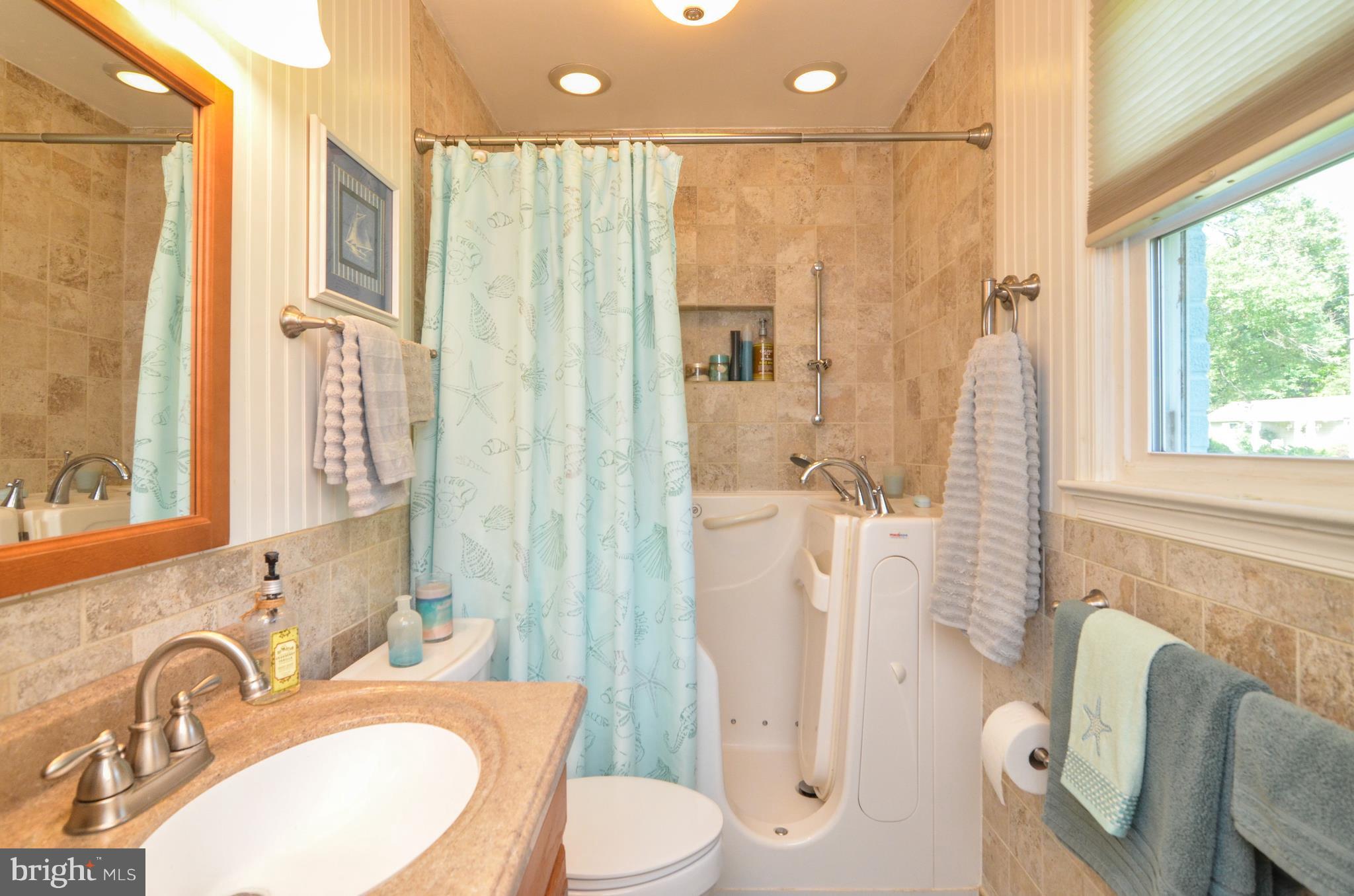 293 Chrystal Road Colonial Beach, VA 22443 - Photo 15 of 26 Walk-In Tub/Shower