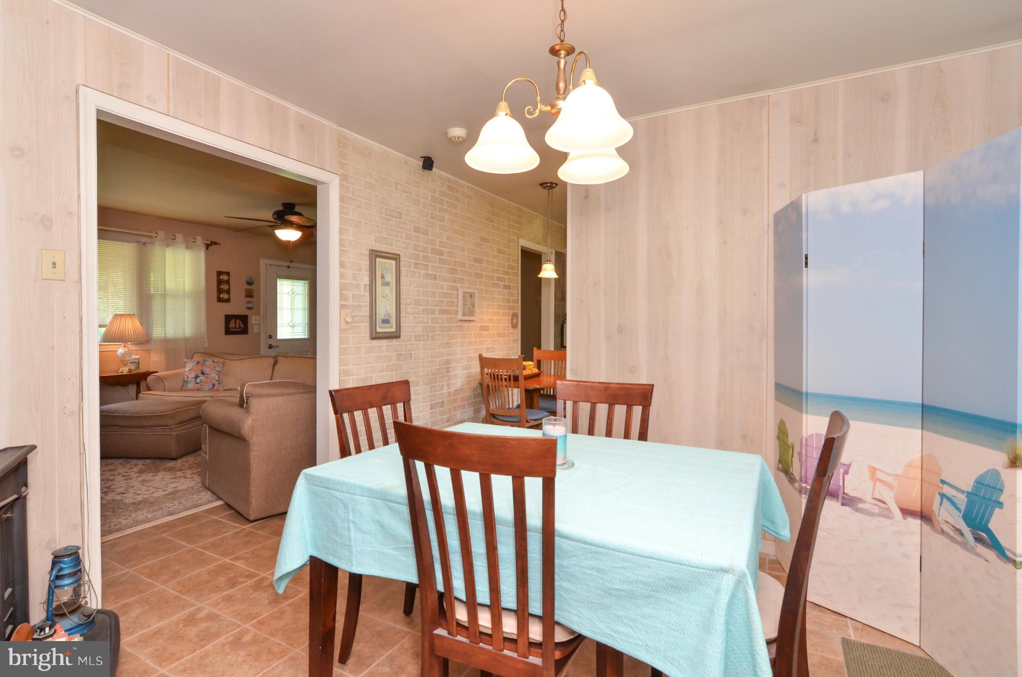 293 Chrystal Road Colonial Beach, VA 22443 - Photo 8 of 26 Dining Room