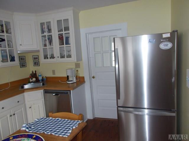 413 Phillips Street Edenton, NC 27932 - Photo 9 of 13 Newly Installed Appliances