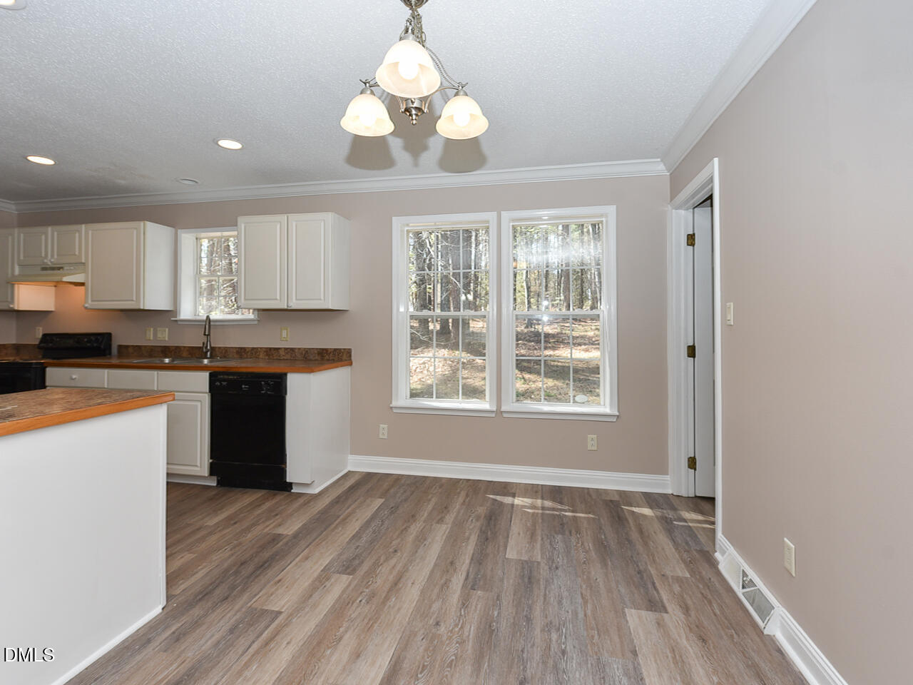 4304 Amherst Street Garner, NC 27529 - Photo 17 of 32 Interior - kitchen 2 - OK
