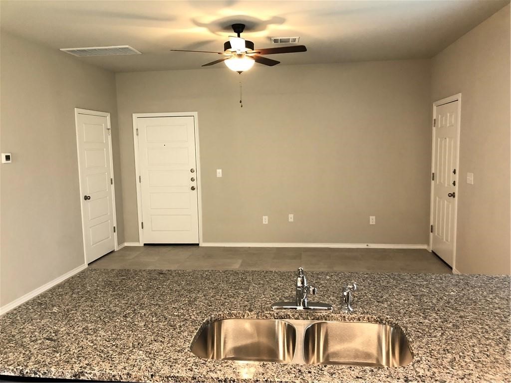 1215 Garland Road Georgetown, TX 78626 - Photo 5 of 12