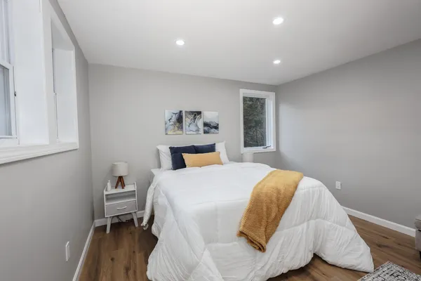 $430,000 | 36 B Dale Road, Hooksett, NH 03106