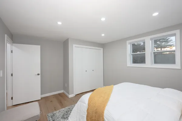 $430,000 | 36 B Dale Road, Hooksett, NH 03106