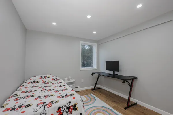 $430,000 | 36 B Dale Road, Hooksett, NH 03106