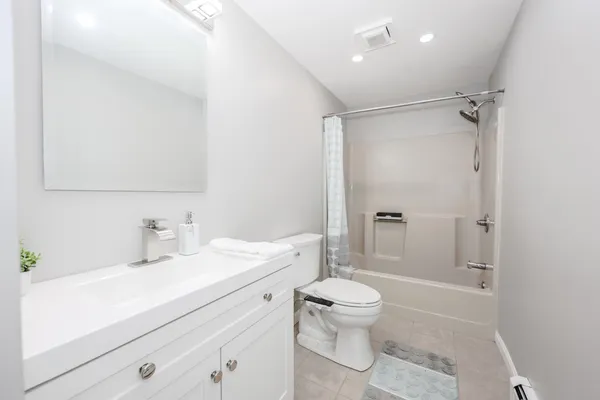 $430,000 | 36 B Dale Road, Hooksett, NH 03106