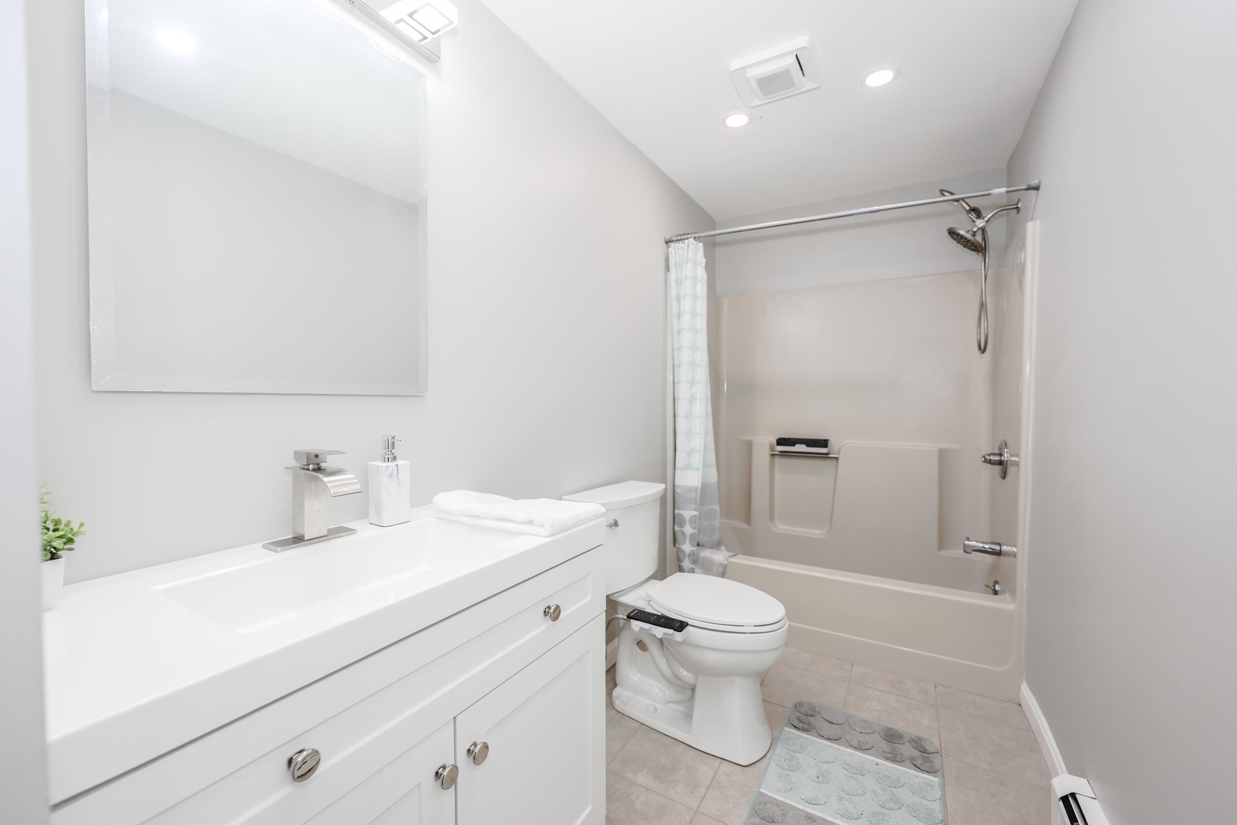 36 B Dale Road Hooksett, NH 03106 - Photo 22 of 28