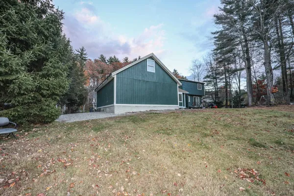 $430,000 | 36 B Dale Road, Hooksett, NH 03106