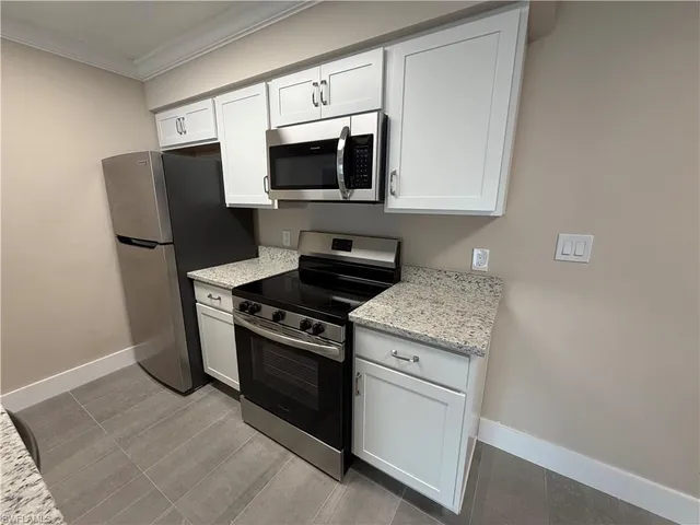 $1,000 | 5317 Summerlin Road, Unit 1703, Fort Myers, FL 33919