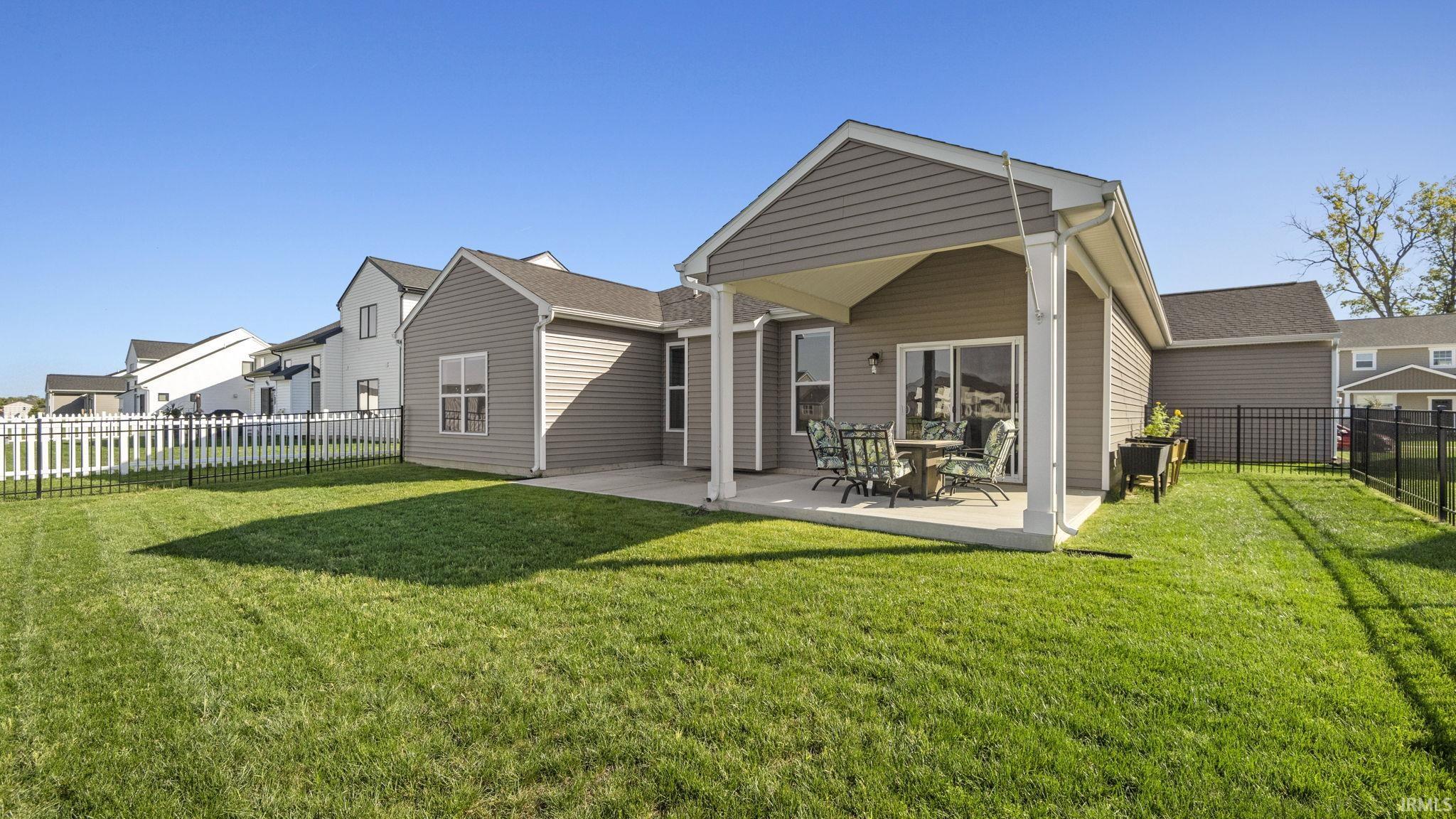 331 Dittons Way Fort Wayne, IN 46845 - Photo 12 of 33